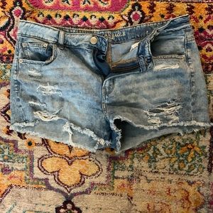 American eagle distressed short